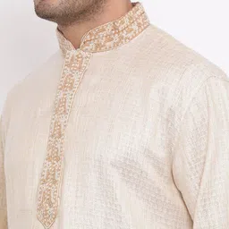 ZOIS Men Thread Work Kurta image 2