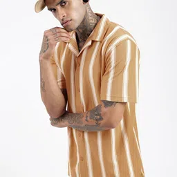SHOWOFF Men Comfort Opaque Striped Casual Shirt-image-95