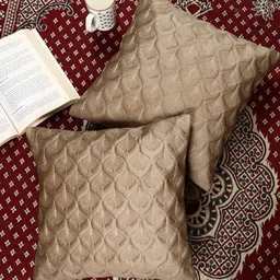 monkdecor Feather Patterned Velvet Cushion Covers image 3