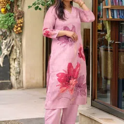 GoSriKi Women Floral Printed Regular Kurta with Palazzos image 4