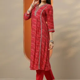 Libas Women Striped Kurta with Trousers & Dupatta image 4