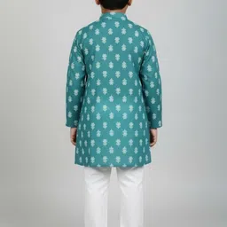 Sangria Boys Printed Cotton Mandarin Collar Straight Kurta Set image 4