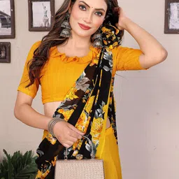 Moda Rapido Floral Printed Saree image 2