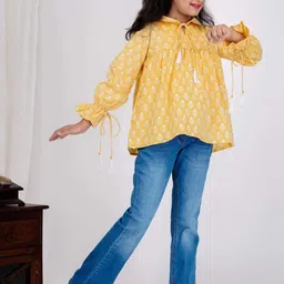 DMP FASHION Girls Ethnic Motifs Print Tie-Up Neck Cotton Top image 3