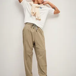 THE BEAR HOUSE Men Self Design Regular Fit Casual Pant image 4