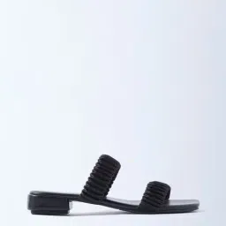 LUNA BLU by Westside Black Ruched Dual-Strap Sandals-picture-16