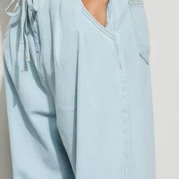 Ginger by Lifestyle Women Wide Leg Mid-Rise Light Fade Stretchable Jeans image 2