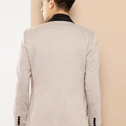 INVICTUS Slim Fit Self-Design Formal Blazer image 4