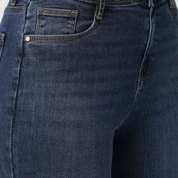 Kraus Jeans Women Flared High-Rise Light Fade Jeans image 4