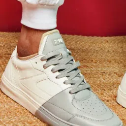 7-10 Men's 701 Elevate Street White & Grey Low-Top Sneakers-picture-24