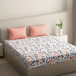 wakefit White & Red Geometric 160 TC Queen Bedsheet Set- 2.74 m x 2.74 m image 5