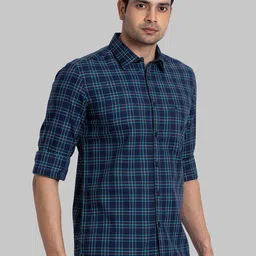 Parx Men Spread Collar Tartan Checked Cotton Slim Fit Casual Shirt image 3