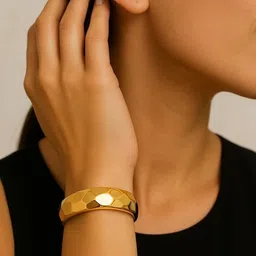 Nui Women Gold-Plated Bangle-Style Bracelet-image-65