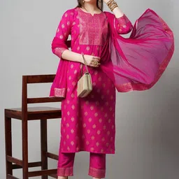 Aaghnya Women's Pink Rayon Printed Straight Kurta Set With Dupatta-picture-19