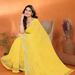 DIVASTRI Women Yellow Poly Georgette Saree With Foil Work & Tassel image 3