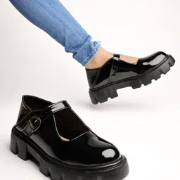 Shoetopia Solid Loafers - Black image 1