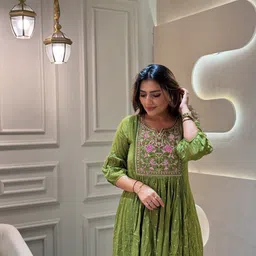 GoSriKi Floral Printed Thread Work Notch Neck Anarkali Kurta With Trousers And Dupatta image 3