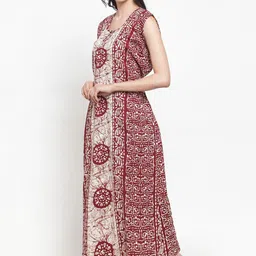 Secret Wish Maroon & Off-White Printed Nightdress image 2