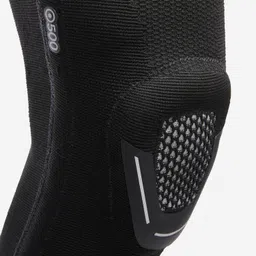 decathlon Knee Protector or Supporter L1 For Both Legs 500 - Black image 5