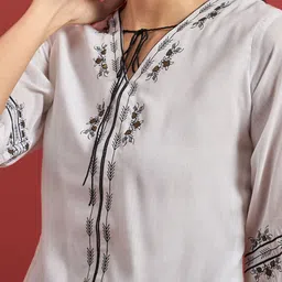 routes by all about you all about you Floral Embroidered Puff Sleeve Top image 2