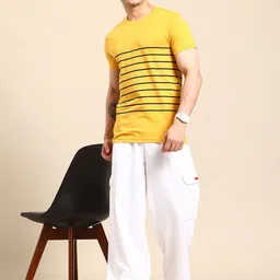 United Colors of Benetton Striped T-shirt image 3