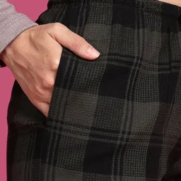 kryptic Pack of 2 Women Pyjama image 4