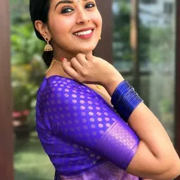 FLUXUS Ethnic Motifs Woven Design Zari Banarasi Saree image 4