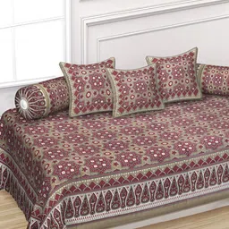 Texstylers Maroon & Green 6 Pieces Floral Printed Cotton Diwan Set-picture-17