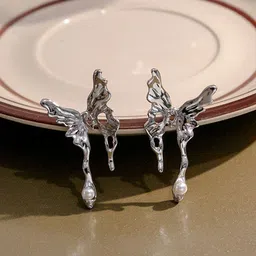 KRENOZ Silver-Plated Pearls Beaded Animal Shaped Studs-picture-38