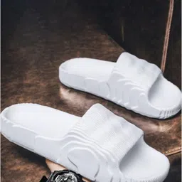 footsace Men Slides image 5