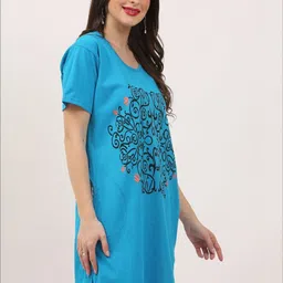 DDASPRATION Women 2 Printed Pockets T-shirt image 3