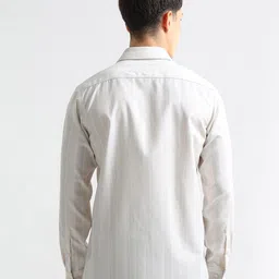 Arrow Men Vertical Striped Auto Press Formal Shirt image 2