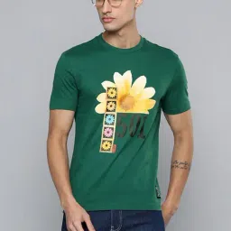 Levi's Green Pure Cotton Regular Fit Printed T-Shirt-picture-29