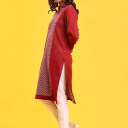 V-Mart Women Geometric Embroidered Kurta image 3
