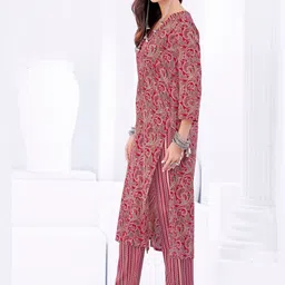 shree jeenmata collection Women Ethnic Motifs Printed Regular Pure Cotton Kurta with Trousers & With Dupatta image 3
