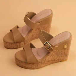 Eridani Women's Nessa Beige Wedges-picture-31