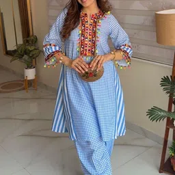 FFIFFI FFI Printed Tunic With Trousers Co-Ords image 4