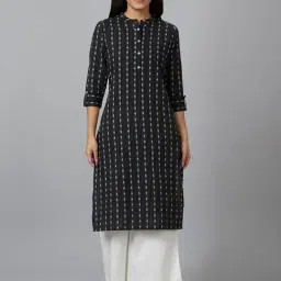 Globus Black Cotton Striped Straight Kurta-image-34