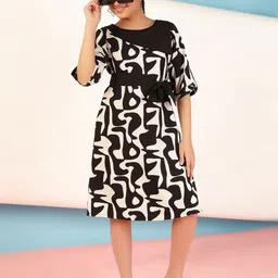 Antheaa Print Layered Fit & Flare Midi Dress image 2