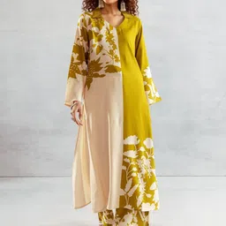 HERE&NOW Floral Printed Shirt Collar Regular Straight Kurta With Palazzos-picture-35