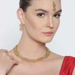 Sangria Gold-Plated Kundan Stone Studded Jewellery Set-image-28
