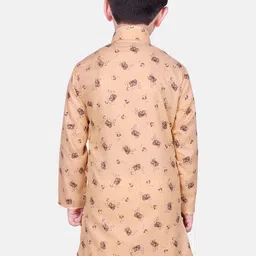 SG YUVRAJ Boys Beige Floral Printed A-Line Kurta image 3