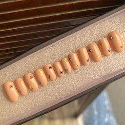 AMOK STORE Set Of 12 Reusable Artificial Press On Nails & Mini Kit- Biege-picture-16