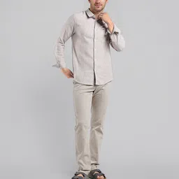 Crocodile Men Comfort Fit Vertical Striped Spread Collar Casual Shirt-picture-31