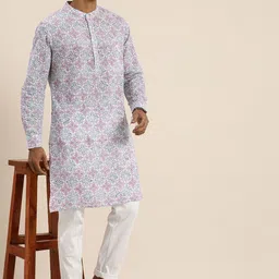 Taavi Men White & Pink Block Printed Pure Cotton Kurta image 3