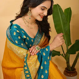 HERE&NOW Checked Printed Zari Art Silk Banarasi Saree image 3