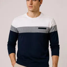 AUTNA Men Colourblocked Round Neck Cotton T-shirt-image-57