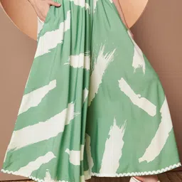 OTABU Women Printed Relaxed Flared Wrinkle Free Trousers-picture-37