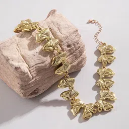 DIVASTRI Gold-Plated Choker Necklace image 2