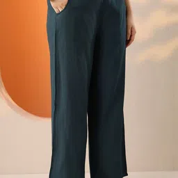 Libas Women Floral Embroidered Regular Thread Work Kurta with Palazzos & Dupatta image 3